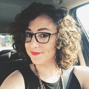 Meet your Posher, Shay